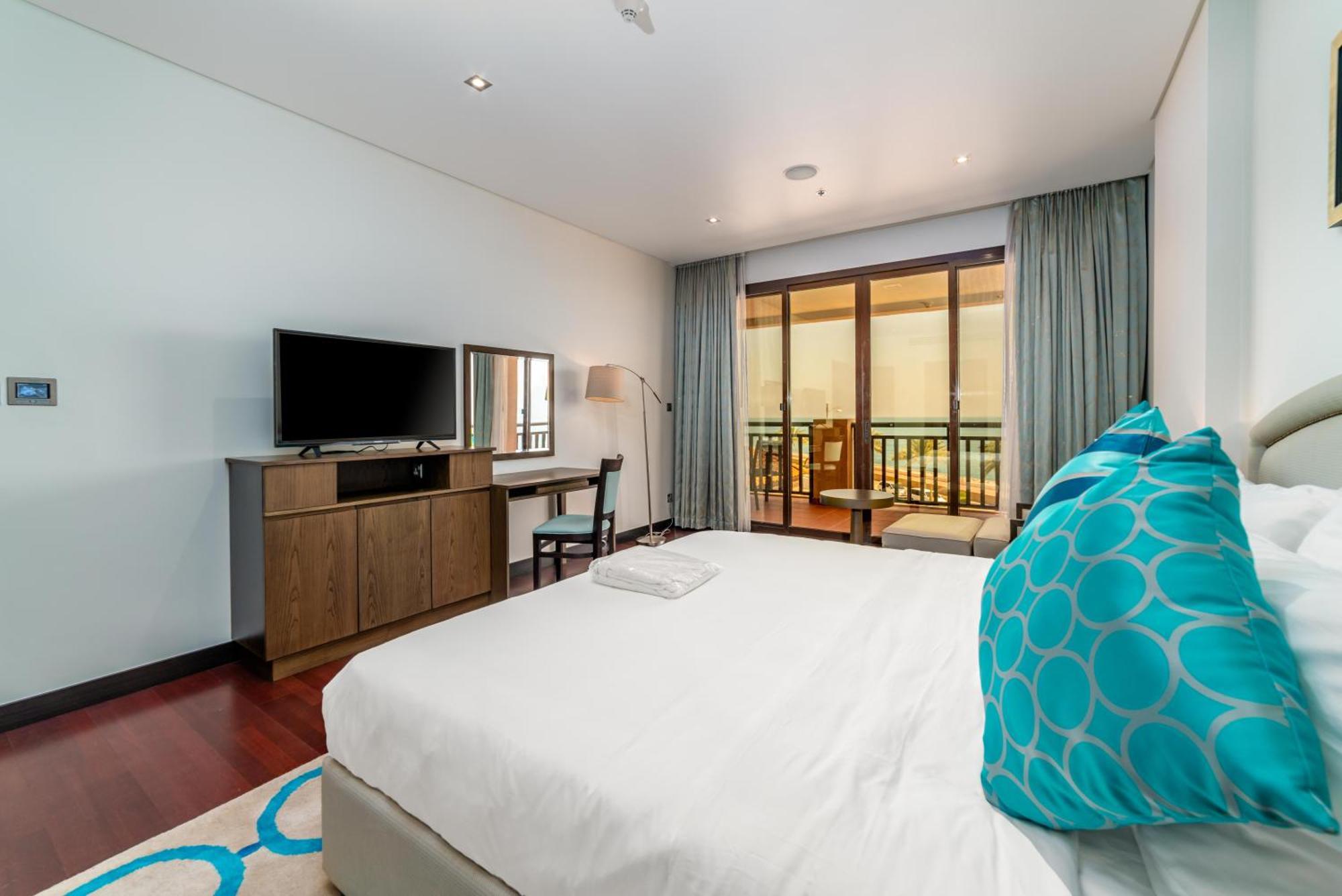 Luxe Getaways Royal Amwaj Palm Jumeirah Resort Apartment Holiday Home Dubai Room photo